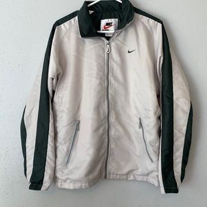 Nike Medium Unisex Dark Green and Off White Light Weight Pre-Owned Jacket